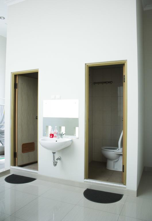 Purwosari Residence Semarang Luaran gambar
